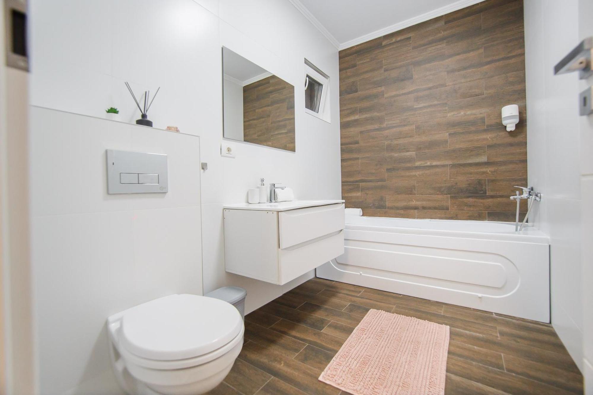 Pinky Black Escape Oradea Exterior foto